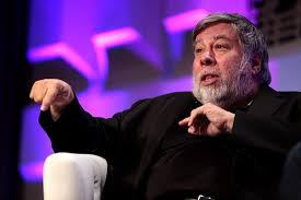 Apple co-founder Steve Wozniak suggested people to leave Facebook